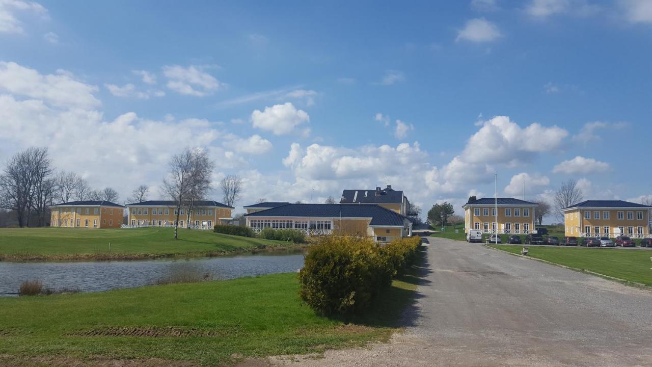 Melleruds Golfklubb Bed&Breakfast Exterior foto